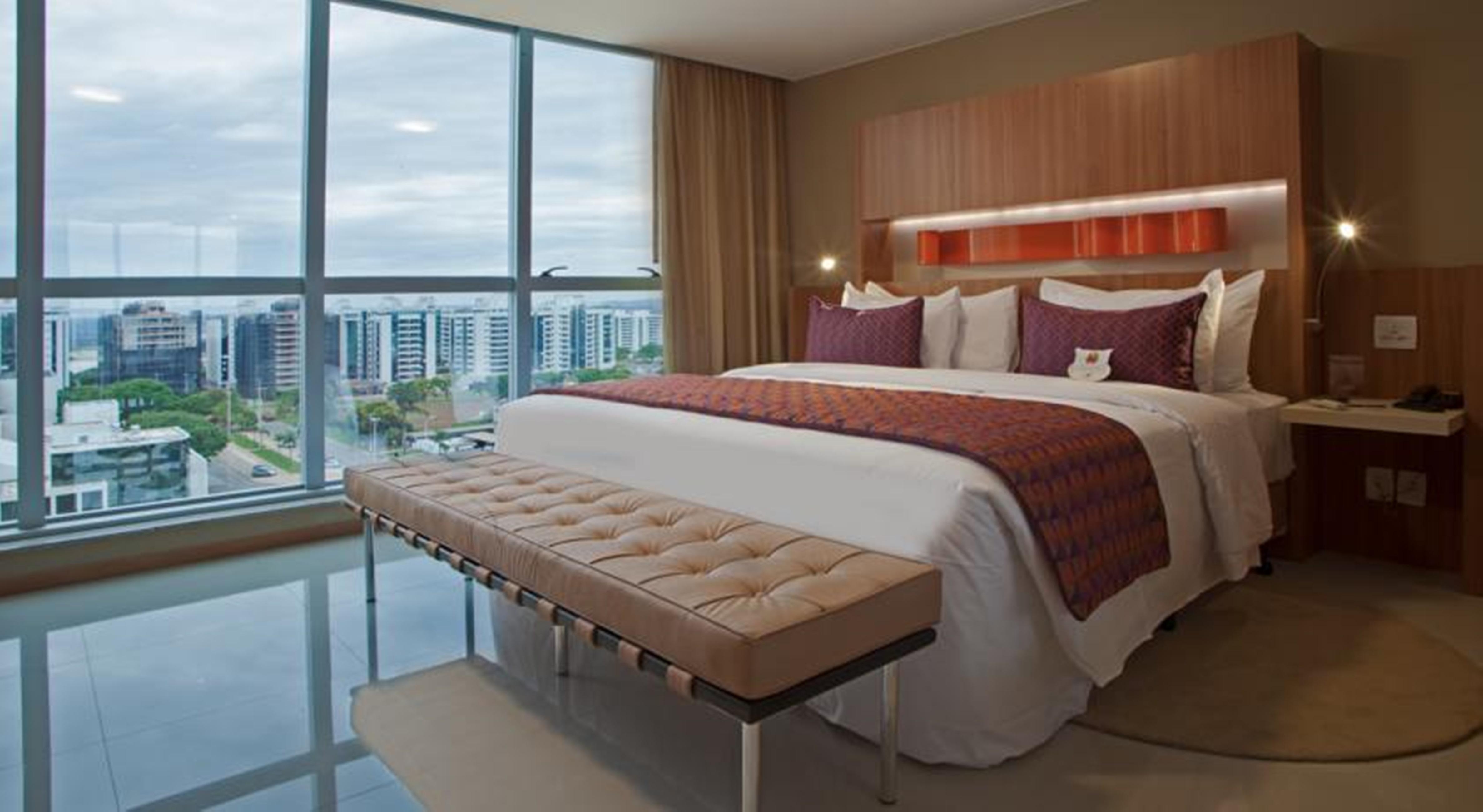 Jade Hotel Brasilia Candangolandia Exterior photo A bedroom at the JW Marriott Hotel Bogotá