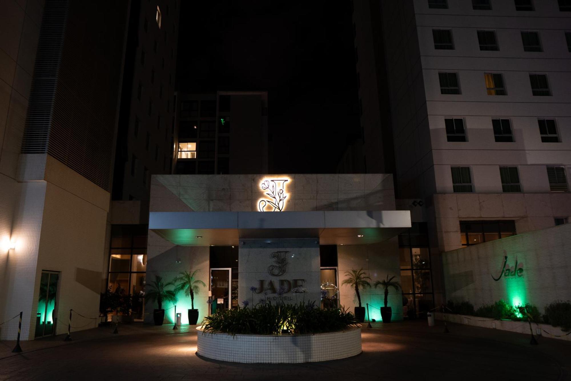 Jade Hotel Brasilia Candangolandia Exterior photo The entrance of the hotel