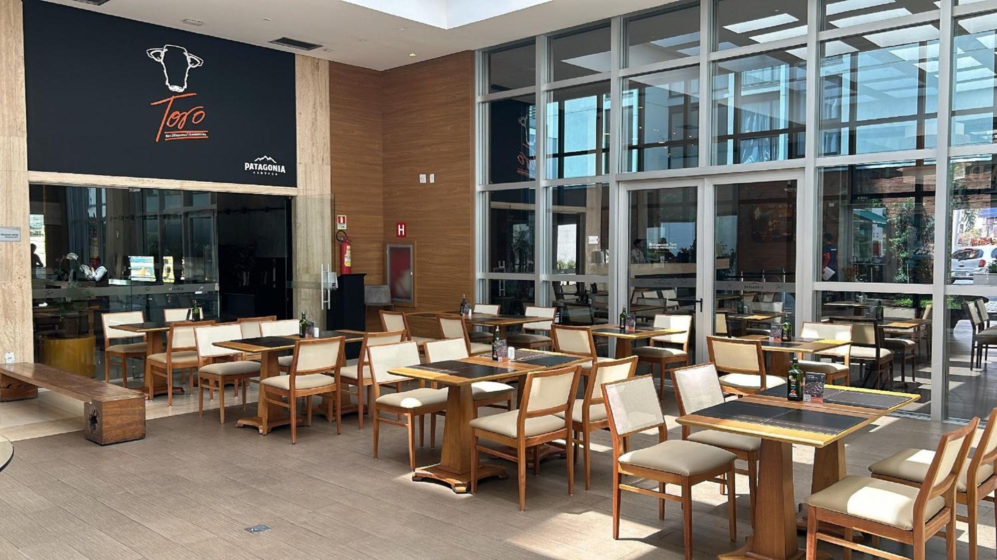 Jade Hotel Brasilia Candangolandia Exterior photo Restaurant Talo