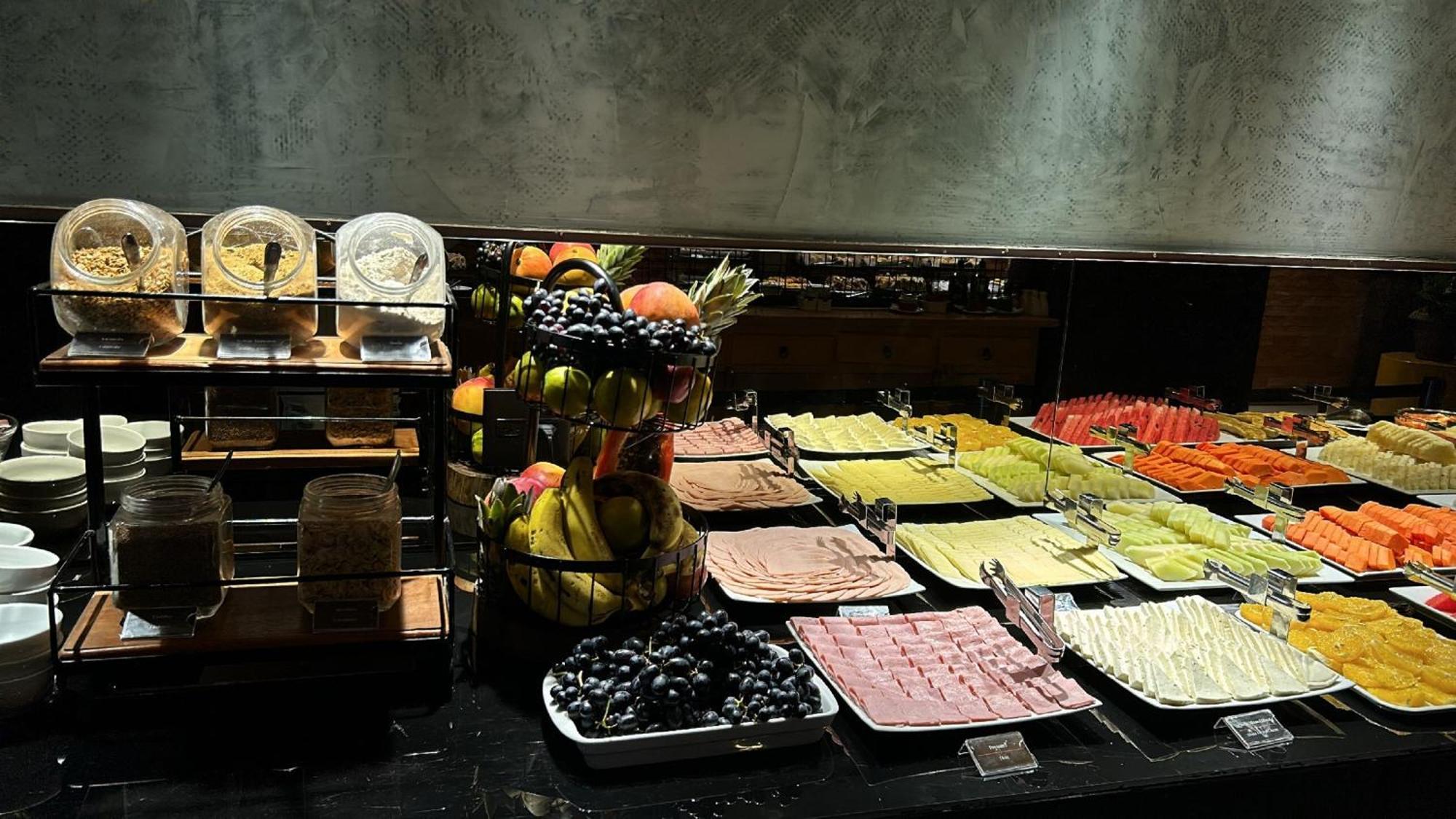Jade Hotel Brasilia Candangolandia Exterior photo A buffet at a hotel