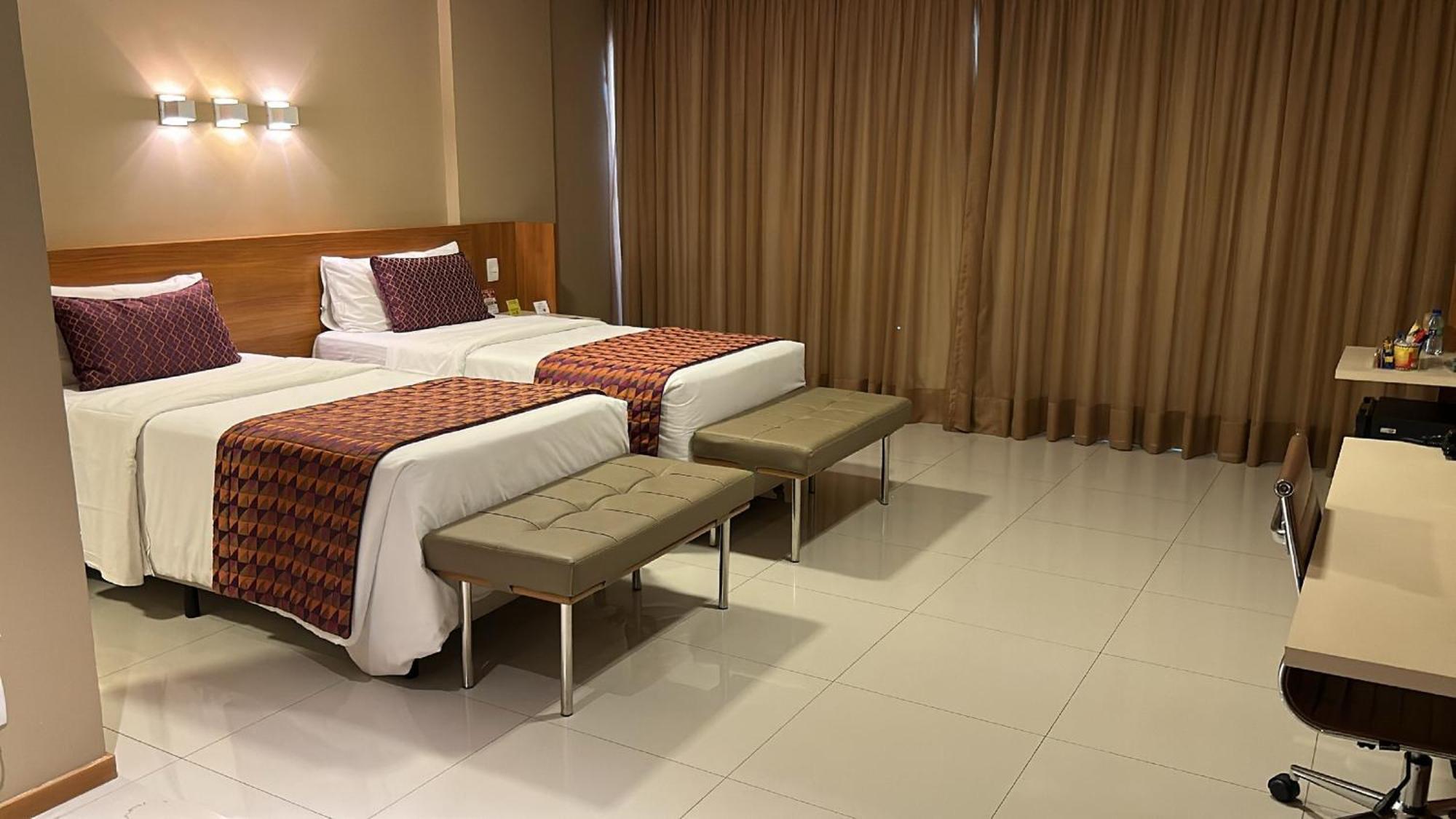 Jade Hotel Brasilia Candangolandia Exterior photo