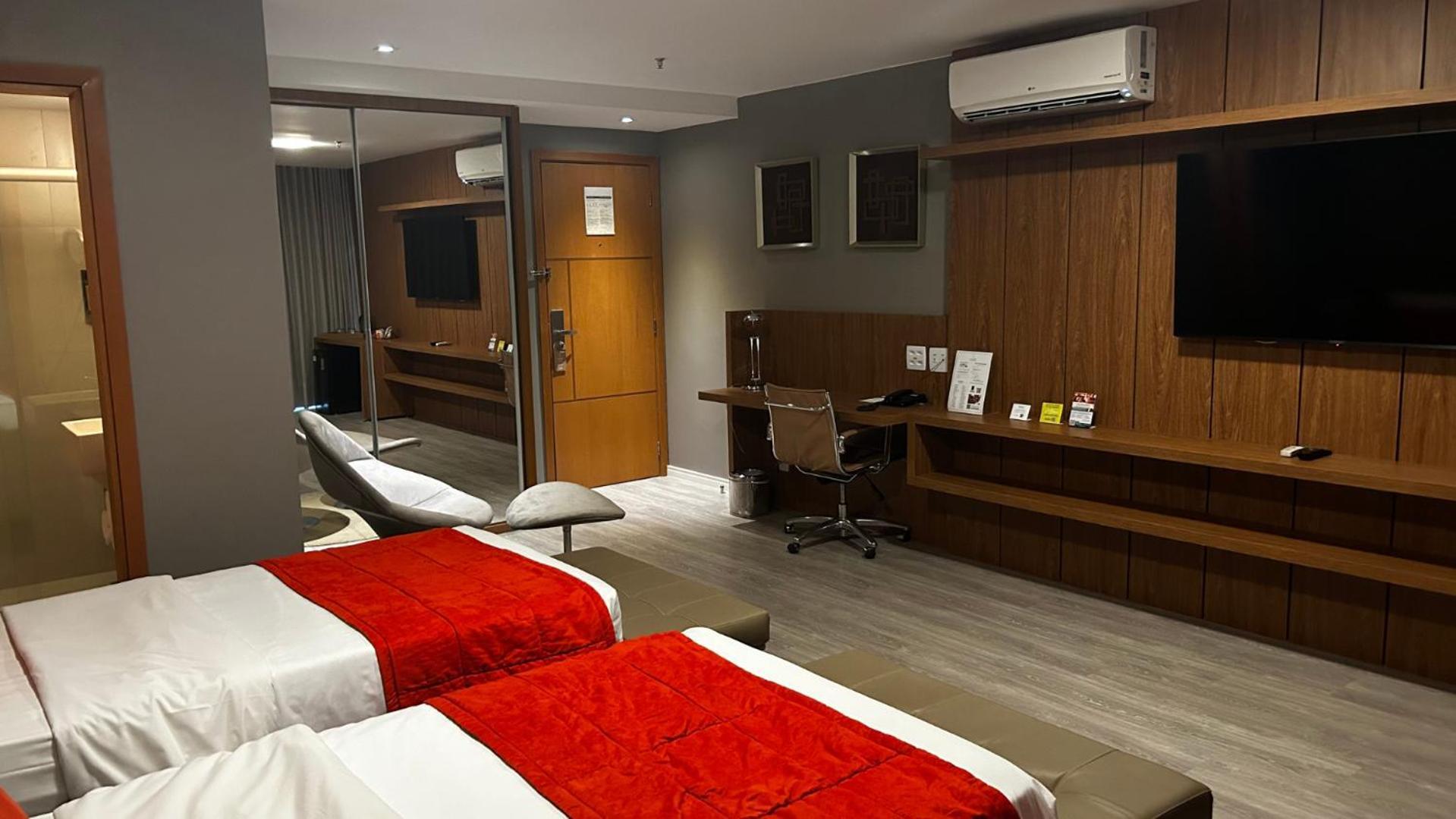 Jade Hotel Brasilia Candangolandia Exterior photo A room at the hotel
